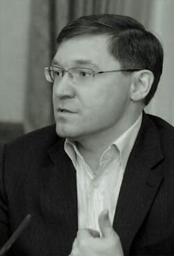 Владимир Владимирович Якушев